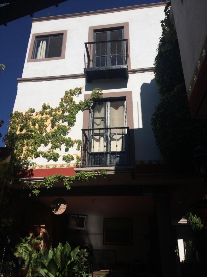 Hotel Posada Chamacuero Comonfort Exterior foto